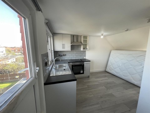 View Full Details for Taunton Avenue, Hounslow