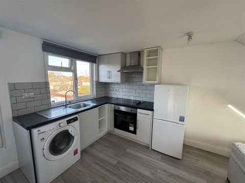 View Full Details for Taunton Ave, Hounslow