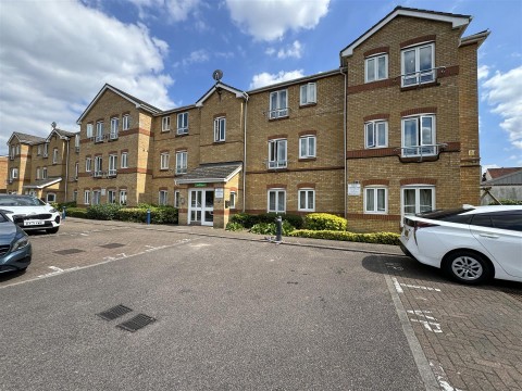 View Full Details for Dominion Close, Hounslow